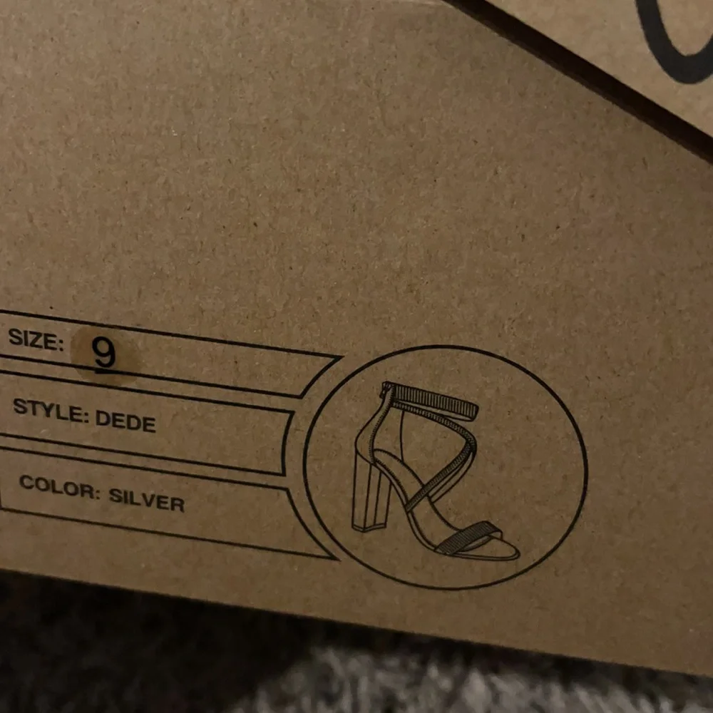 Sliver shoes - Picture 8 of 11